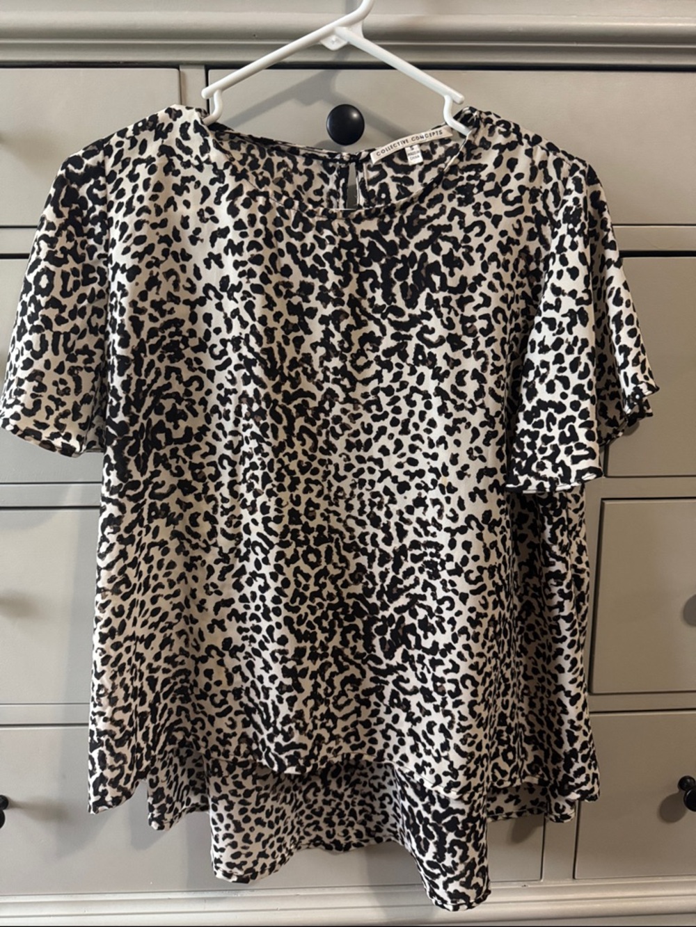 Collective Concepts Black and Cream Leopard Print Short Sleeve Blouse